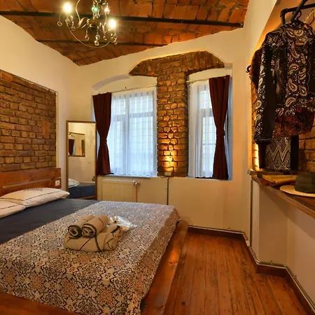 Апартаменты Historical & Retro House @central Of Taksim Стамбул