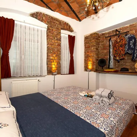 Historical & Retro House @central Of Taksim * Istambul